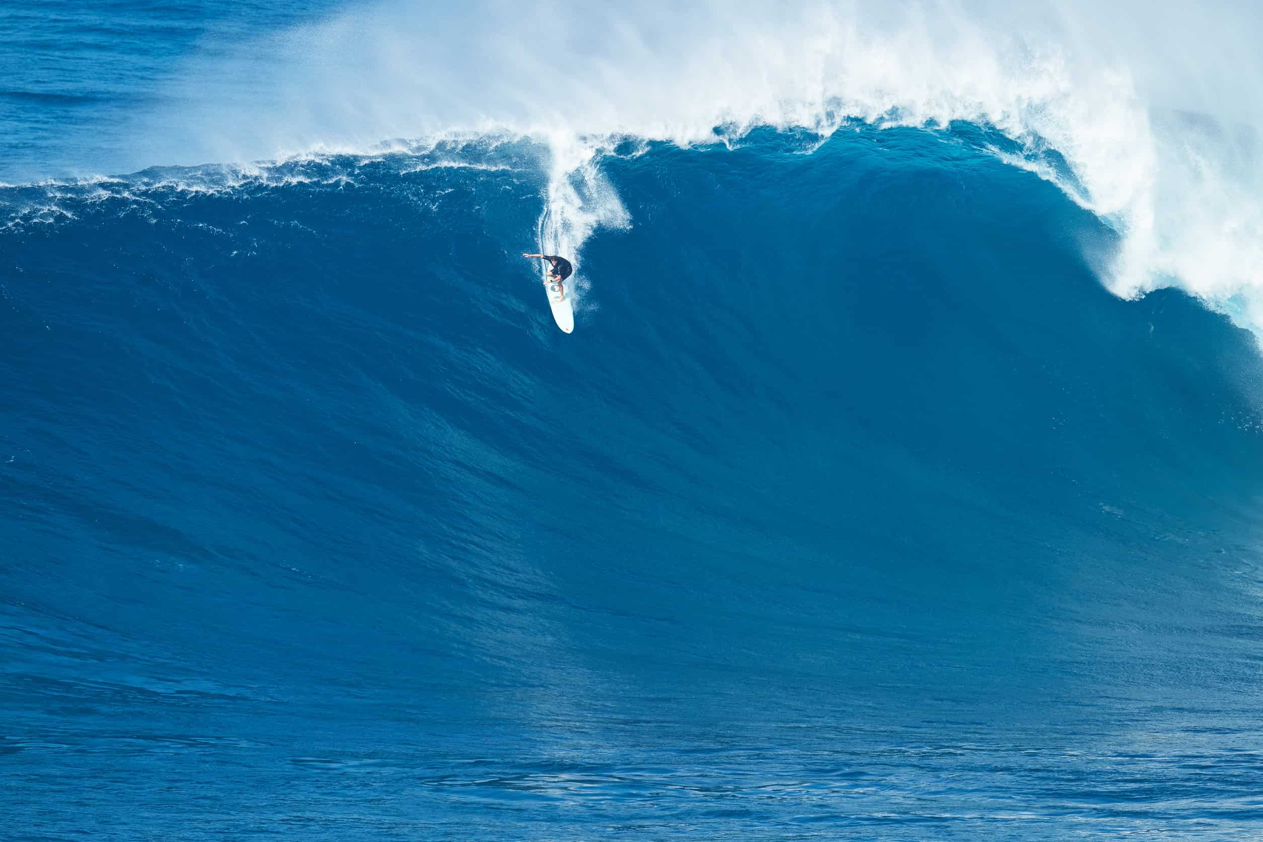 What Happens to Big Wave Surfers When They Fall? Zion Waves